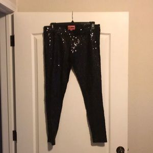 Black sequin leggings. Size xl